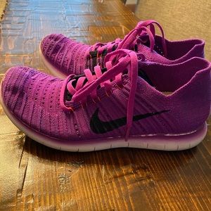 Nike Free RN Flyknit - SOLD